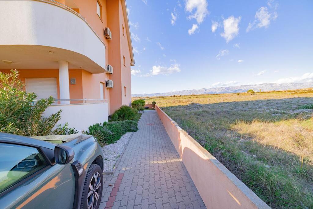 Apartment Vito, Pag Island Povljana Εξωτερικό φωτογραφία